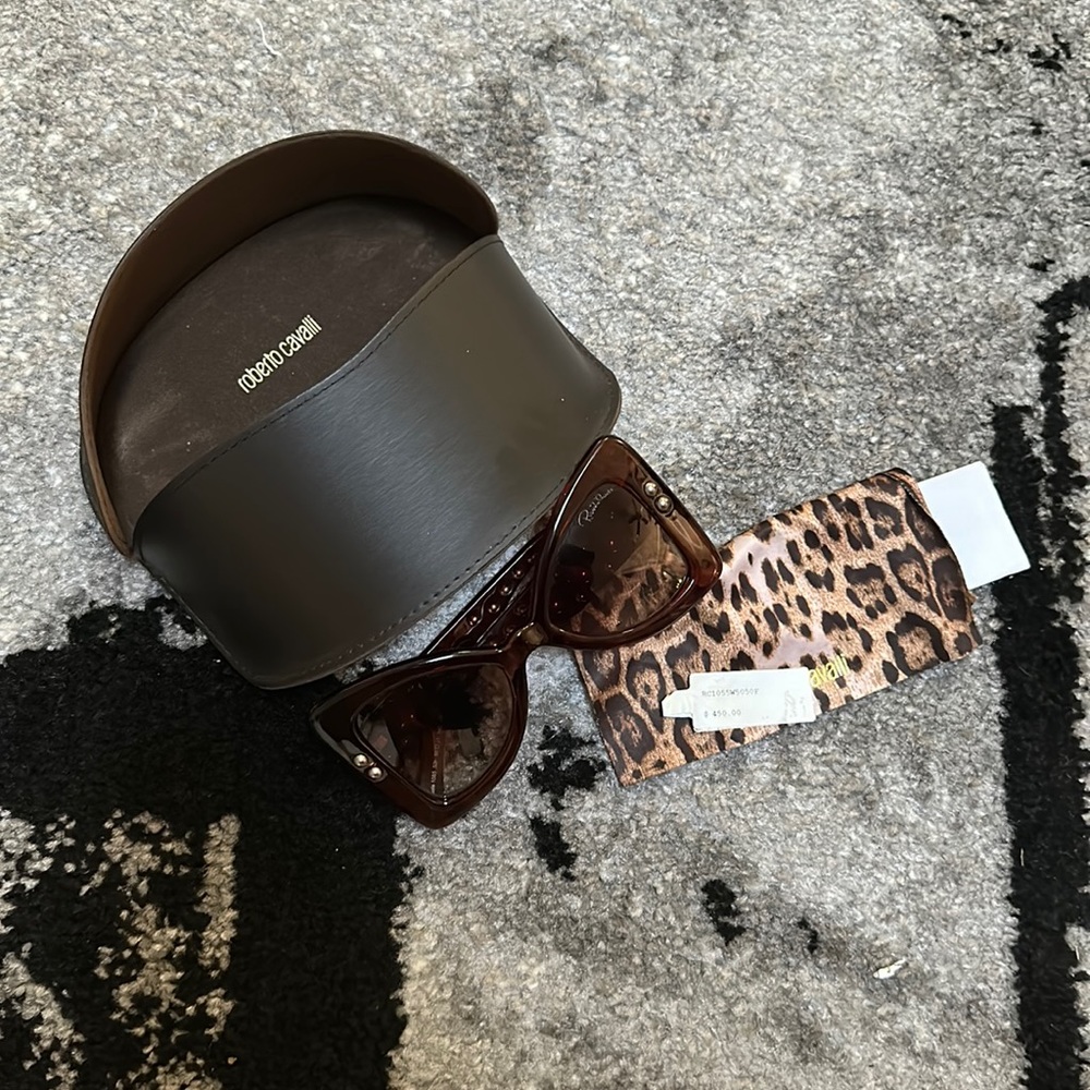 Authentic Roberto Cavalli Cat eye sunglasses